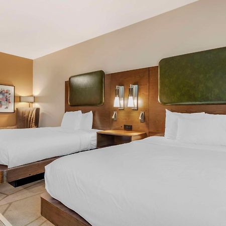 Best Western Plus Riata Brownwood Bagian luar foto