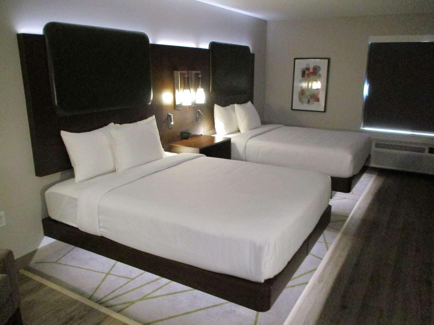 Best Western Plus Riata Brownwood Bagian luar foto